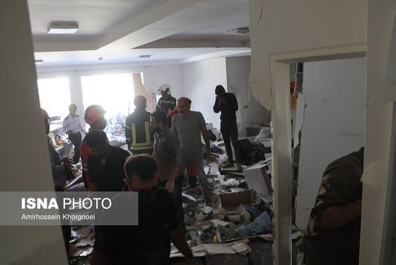 گزارش تصویری | انفجار در یک واحد مسکونی - بندرعباس (۱۱ بهمن ۱۴۰۴)