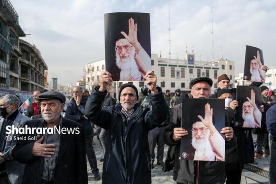 گزارش تصویری | مراسم آغاز چهل‌وهفتمین سالگرد دهه فجر انقلاب اسلامی در میدان شهدای مشهد