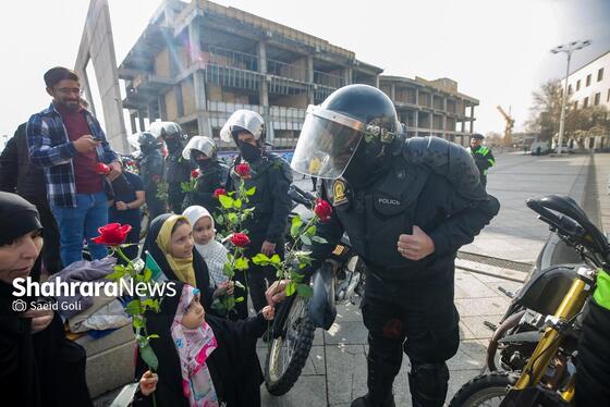 گزارش تصویری | مراسم آغاز چهل‌وهفتمین سالگرد دهه فجر انقلاب اسلامی در میدان شهدای مشهد