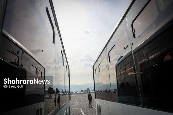 گزارش تصویری | آیین رونمایی از ۲۵ دستگاه اتوبوس جدید در مشهد (۱۲ بهمن ۱۴۰۴)