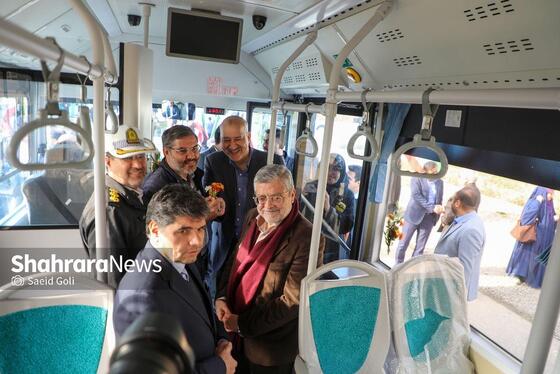 گزارش تصویری | آیین رونمایی از ۲۵ دستگاه اتوبوس جدید در مشهد (۱۲ بهمن ۱۴۰۴)