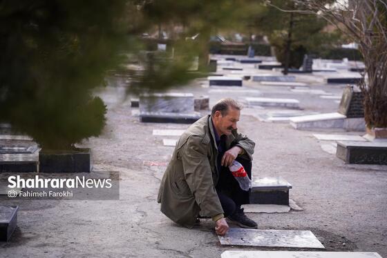 گزارش تصویری | آیین سنتی «چراغ برات» در بهشت رضا (ع) مشهد