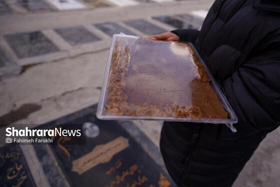 گزارش تصویری | آیین سنتی «چراغ برات» در بهشت رضا (ع) مشهد