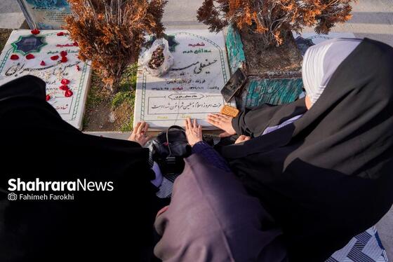 گزارش تصویری | آیین سنتی «چراغ برات» در بهشت رضا (ع) مشهد