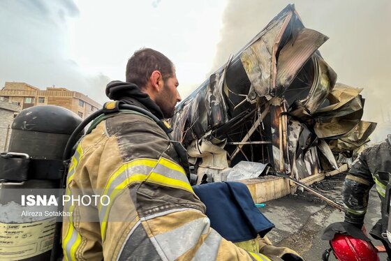 گزارش تصویری | آتش‌سوزی بازارچه جنت‌آباد تهران