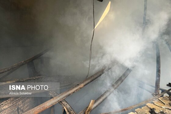 گزارش تصویری | آتش‌سوزی بازارچه جنت‌آباد تهران