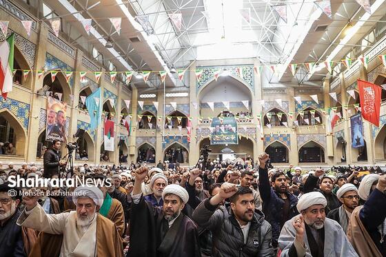 گزارش تصویری | اجتماع حوزویان در دفاع از ولایت در مشهد