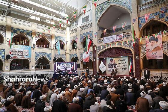 گزارش تصویری | اجتماع حوزویان در دفاع از ولایت در مشهد