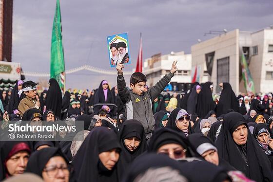گزارش تصویری | اجتماع عظیم منتظران ظهور در مشهد ۱