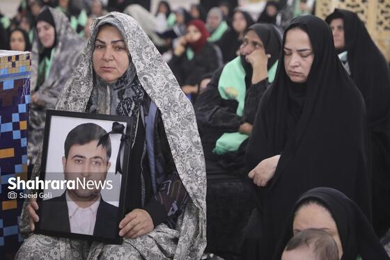 گزارش تصویری | تشرف کارگران زیارت‌اولی معادن کشور به بارگاه منور امام رضا (ع)