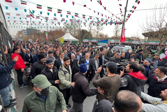 حضور مقامات عالی رتبه کشور و چهره‌های سیاسی در راهپیمایی ۲۲ بهمن + عکس و فیلم