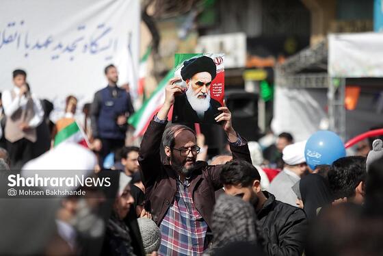گزارش تصویری | راهپیمایی مردم مشهد در یوم الله ۲۲ بهمن ۱