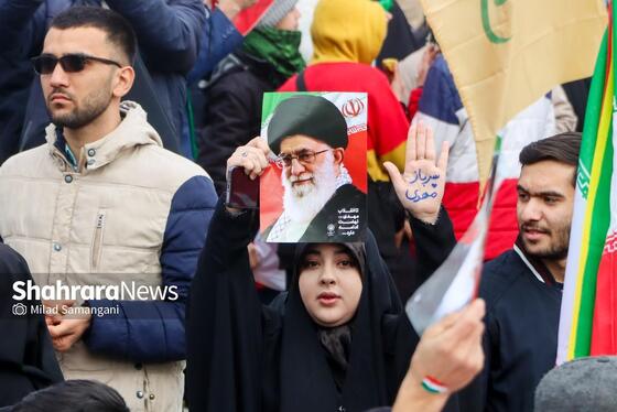 گزارش تصویری | راهپیمایی مردم مشهد در یوم الله ۲۲ بهمن ۲