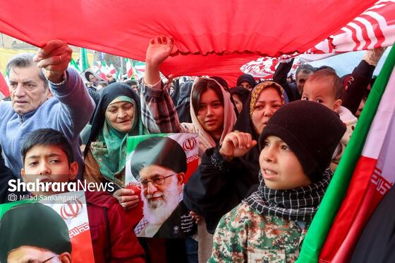 گزارش تصویری | راهپیمایی مردم مشهد در یوم الله ۲۲ بهمن ۲
