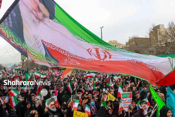 گزارش تصویری | راهپیمایی مردم مشهد در یوم الله ۲۲ بهمن ۲