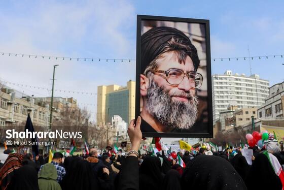 گزارش تصویری | راهپیمایی مردم مشهد در یوم الله ۲۲ بهمن ۲