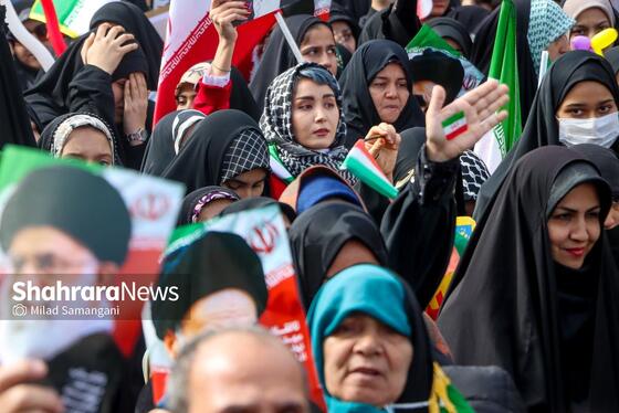 گزارش تصویری | راهپیمایی مردم مشهد در یوم الله ۲۲ بهمن ۲