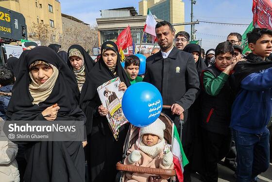 گزارش تصویری | تجلی اتحاد ملی و پایبندی خانوادگی در حماسه ۲۲ بهمن