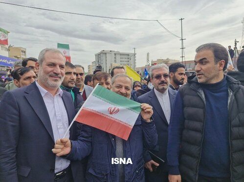 گزارش تصویری | حضور اعضای هیئت دولت چهاردهم در راهپیمایی ۲۲ بهمن ۱۴۰۴