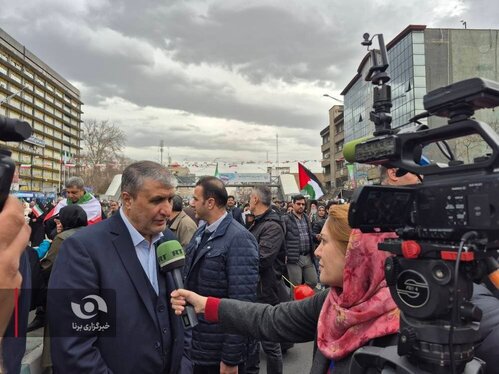 گزارش تصویری | حضور اعضای هیئت دولت چهاردهم در راهپیمایی ۲۲ بهمن ۱۴۰۴