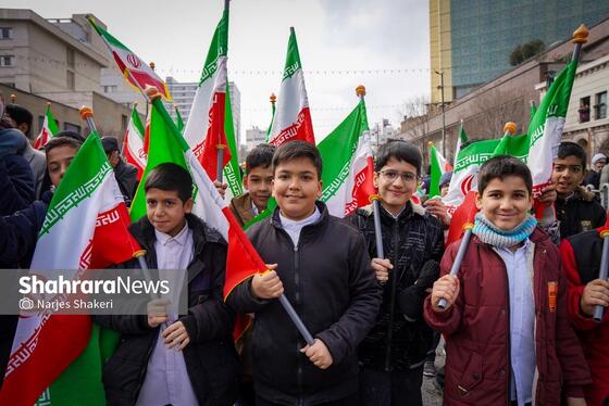 گزارش تصویری | یک روز، لبخند چند نسل