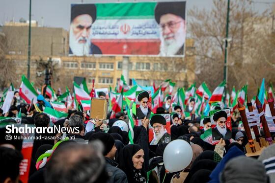 گزارش تصویری | راهپیمایی مردم مشهد در یوم الله ۲۲ بهمن -۳