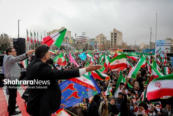 گزارش تصویری | راهپیمایی مردم مشهد در یوم الله ۲۲ بهمن -۳