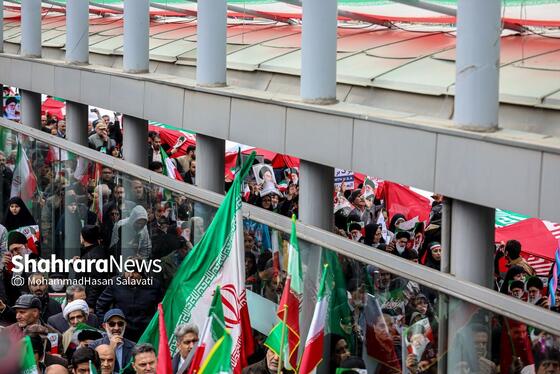 گزارش تصویری | راهپیمایی مردم مشهد در یوم الله ۲۲ بهمن -۳