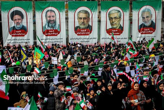 گزارش تصویری | راهپیمایی مردم مشهد در یوم الله ۲۲ بهمن -۳