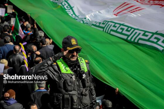 گزارش تصویری | راهپیمایی مردم مشهد در یوم الله ۲۲ بهمن -۳