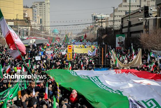 گزارش تصویری | راهپیمایی مردم مشهد در یوم الله ۲۲ بهمن -۳