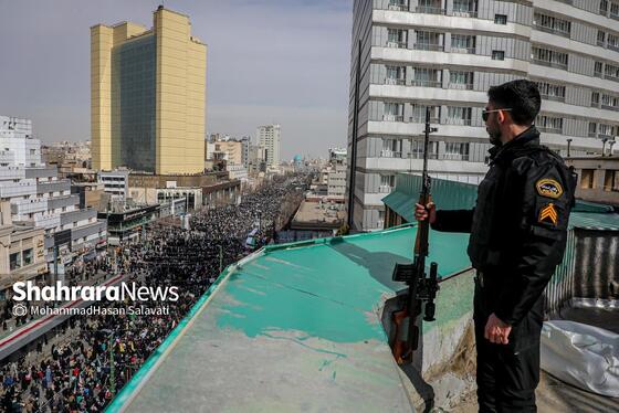 گزارش تصویری | راهپیمایی مردم مشهد در یوم الله ۲۲ بهمن -۳