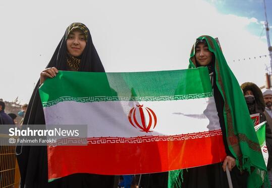 گزارش تصویری | نسل «z» پای کار انقلاب اسلامی