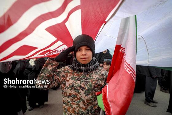 گزارش تصویری | پرچم بالاست