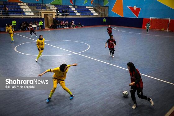 گزارش تصویری | لیگ برتر فوتسال بانوان | مسابقه فوتسال بازرگانی دائم پناه مشهد و سپاهان اصفهان