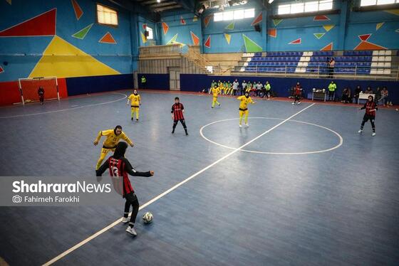 گزارش تصویری | لیگ برتر فوتسال بانوان | مسابقه فوتسال بازرگانی دائم پناه مشهد و سپاهان اصفهان
