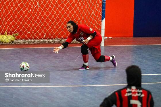 گزارش تصویری | لیگ برتر فوتسال بانوان | مسابقه فوتسال بازرگانی دائم پناه مشهد و سپاهان اصفهان