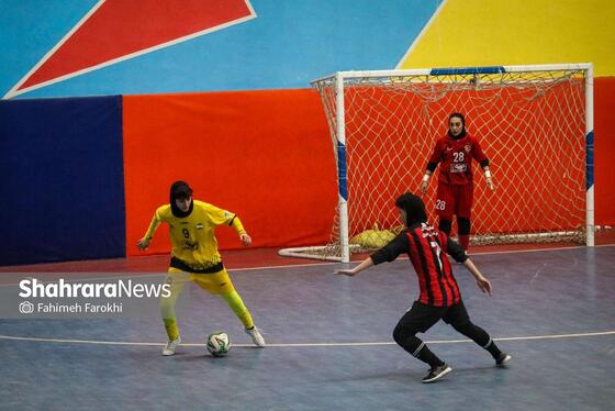 گزارش تصویری | لیگ برتر فوتسال بانوان | مسابقه فوتسال بازرگانی دائم پناه مشهد و سپاهان اصفهان
