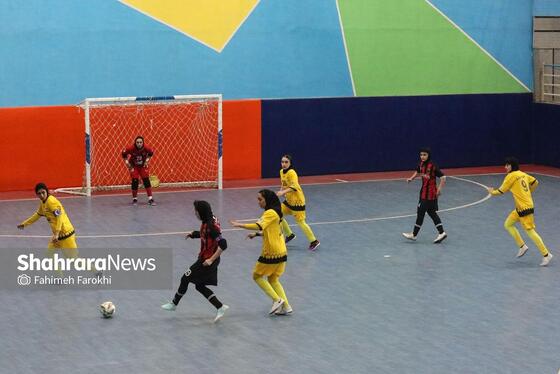 گزارش تصویری | لیگ برتر فوتسال بانوان | مسابقه فوتسال بازرگانی دائم پناه مشهد و سپاهان اصفهان