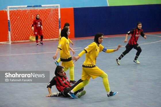 گزارش تصویری | لیگ برتر فوتسال بانوان | مسابقه فوتسال بازرگانی دائم پناه مشهد و سپاهان اصفهان