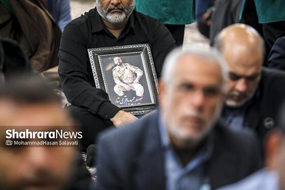 گزارش تصویری | مراسم چهلم شهدای حوادث دی ماه در حرم مطهر رضوی با حضور رئیس جمهور
