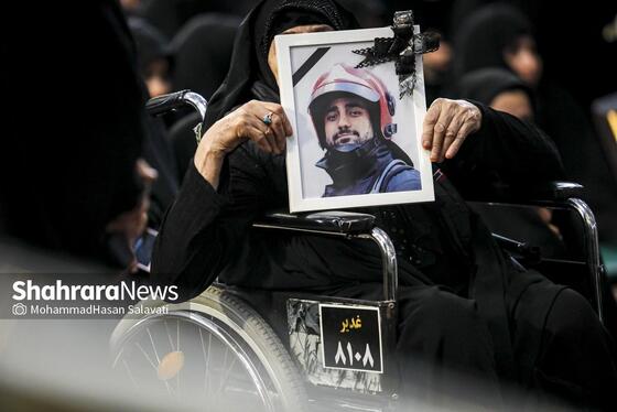 گزارش تصویری | مراسم چهلم شهدای حوادث دی ماه در حرم مطهر رضوی با حضور رئیس جمهور