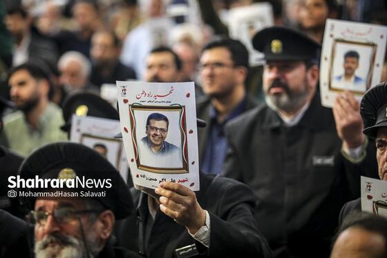 گزارش تصویری | مراسم چهلم شهدای حوادث دی ماه در حرم مطهر رضوی با حضور رئیس جمهور