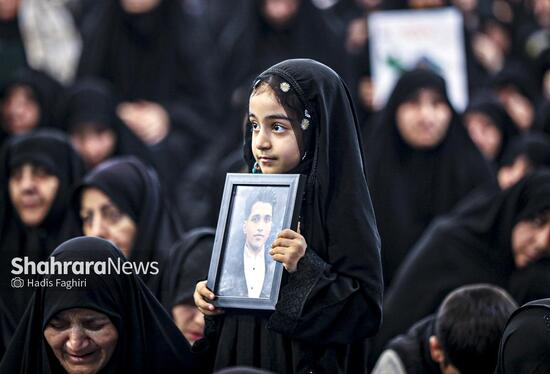 گزارش تصویری | مراسم چهلم شهدای حوادث دی‌ماه، در حرم امام‌رضا(ع)