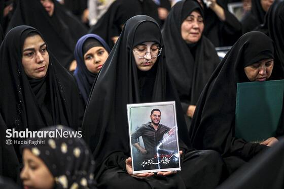 گزارش تصویری | مراسم چهلم شهدای حوادث دی‌ماه، در حرم امام‌رضا(ع)