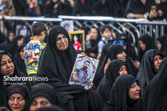 گزارش تصویری | مراسم چهلم شهدای حوادث دی‌ماه، در حرم امام‌رضا(ع)