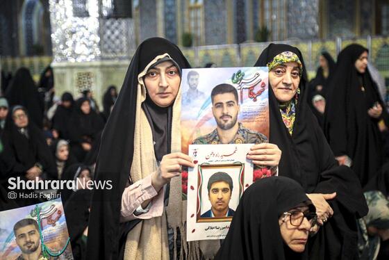 گزارش تصویری | مراسم چهلم شهدای حوادث دی‌ماه، در حرم امام‌رضا(ع)