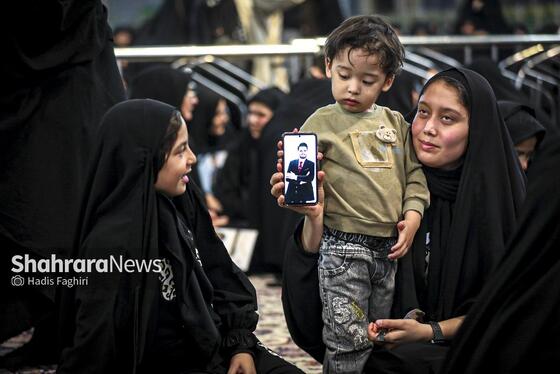 گزارش تصویری | مراسم چهلم شهدای حوادث دی‌ماه، در حرم امام‌رضا(ع)