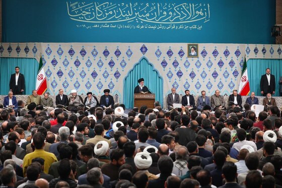 محفل انس با قرآن کریم با حضور رهبر انقلاب اسلامی برگزار شد + تصاویر (۳۰ بهمن ۱۴۰۴)