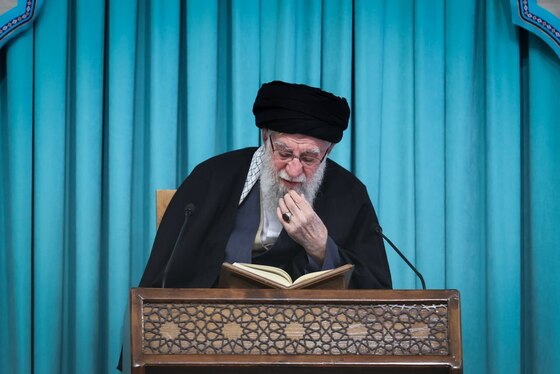 محفل انس با قرآن کریم با حضور رهبر انقلاب اسلامی برگزار شد + تصاویر (۳۰ بهمن ۱۴۰۴)